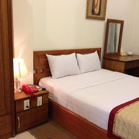 Nam Son Hotel Ho Chi Minh City Room photo