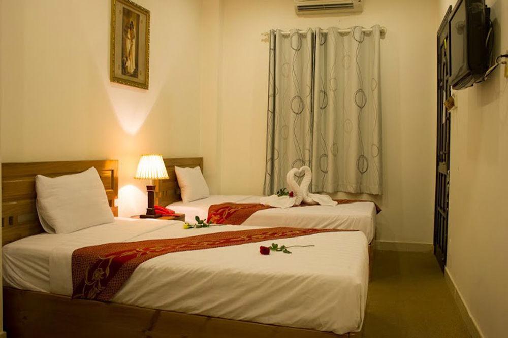 Nam Son Hotel Ho Chi Minh City Exterior photo